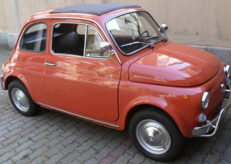 Fiat 500 L brick red